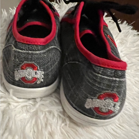 Ohio State Buckeye Ladies Sneakers, size 8 - Picture 3 of 5